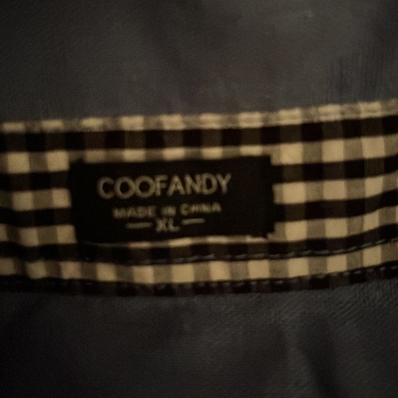 Men’s button down - Picture 3 of 5